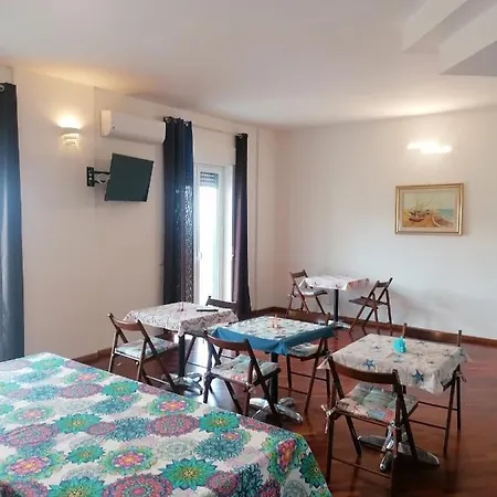 Guest house Affittacamere Dolce Risveglio 2*